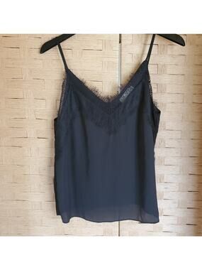 Vera & Lucy Cami Size Medium Lace Trim V-Neck